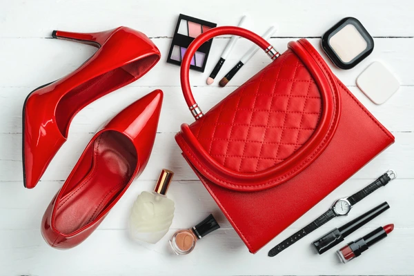 Clothing, Shoes & Bags